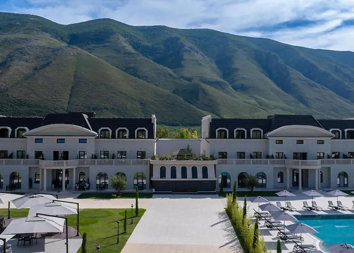 Acros Resort